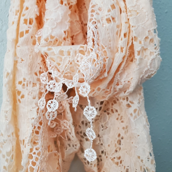 🌱2/$15 Peach Scarf Infinity - Picture 2 of 3